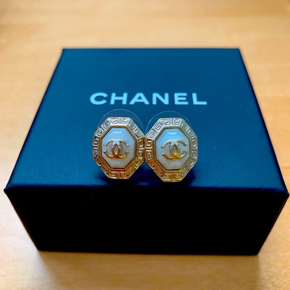 Authentic Vintage Chanel Gold Earrings